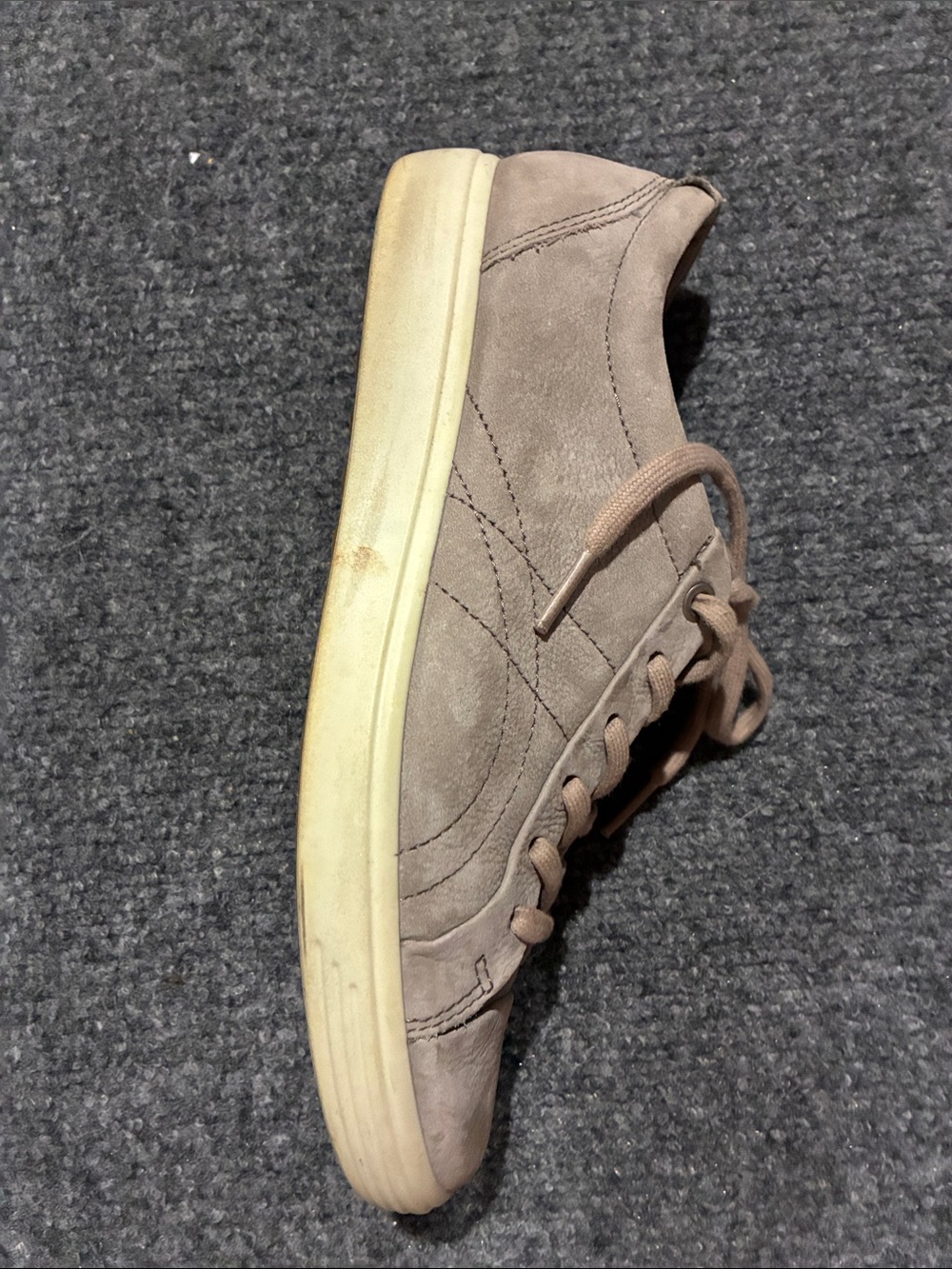 ❤️ Ecco Casual Lace-Up Sneakers - Picture 2 of 5